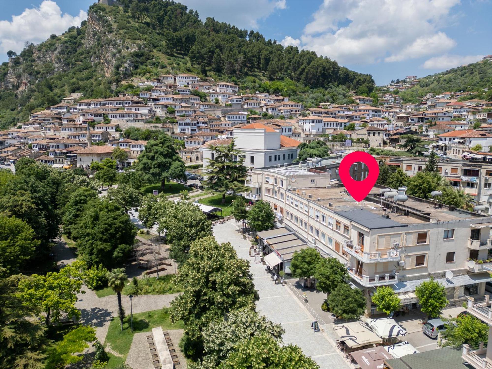 The Nook City Centre En Suite Berat Exterior photo